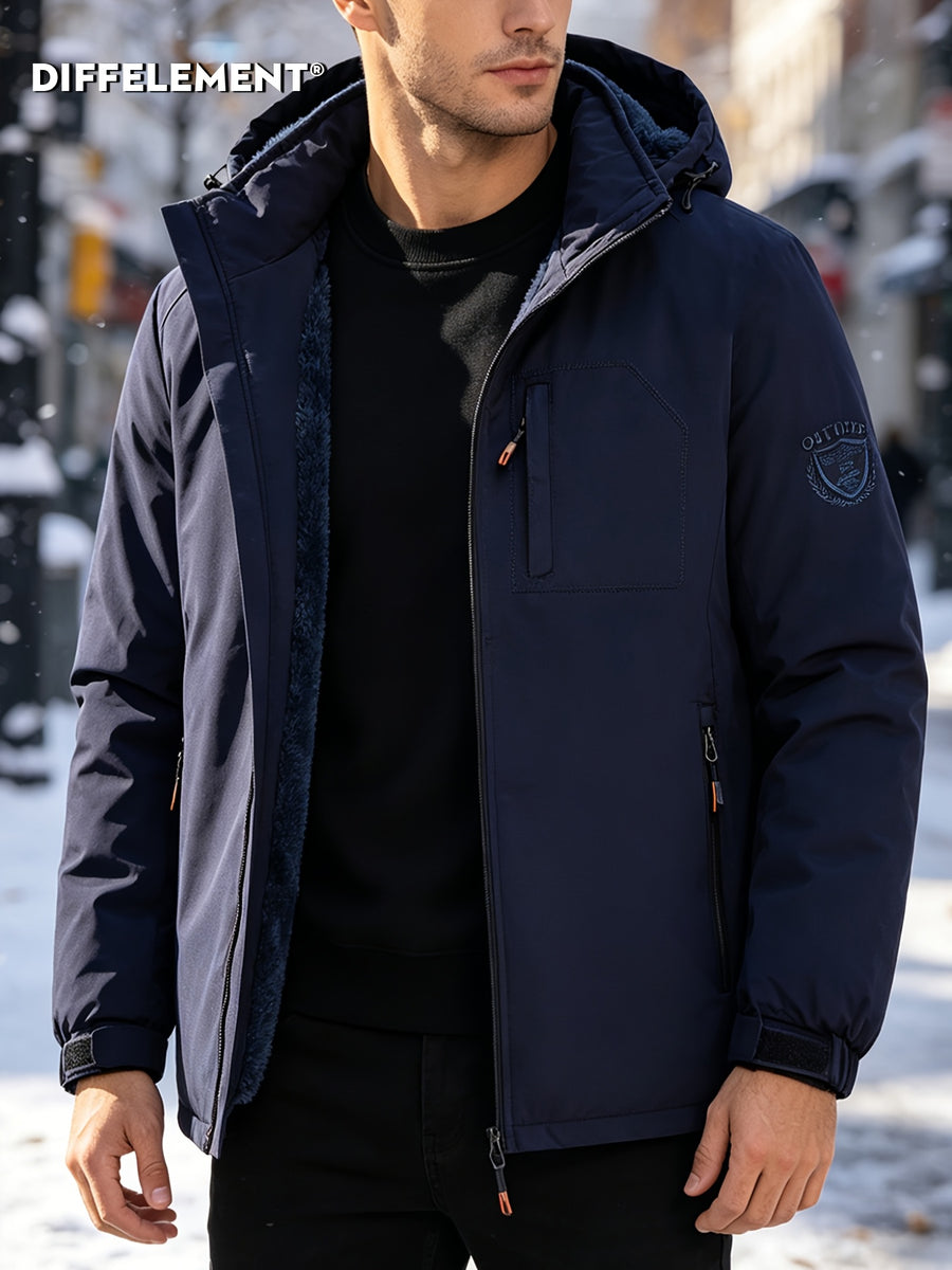 Veste, coupe-vent, à capuche, vert fougère, détail du vêtement