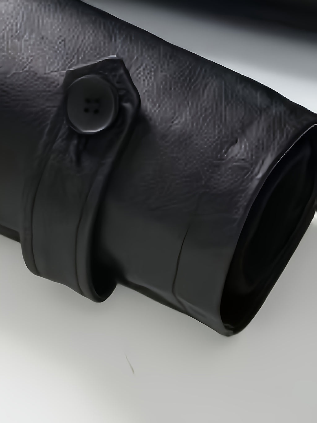 Manteau en cuir PU, coupe-vent, à revers, détail du vêtement
