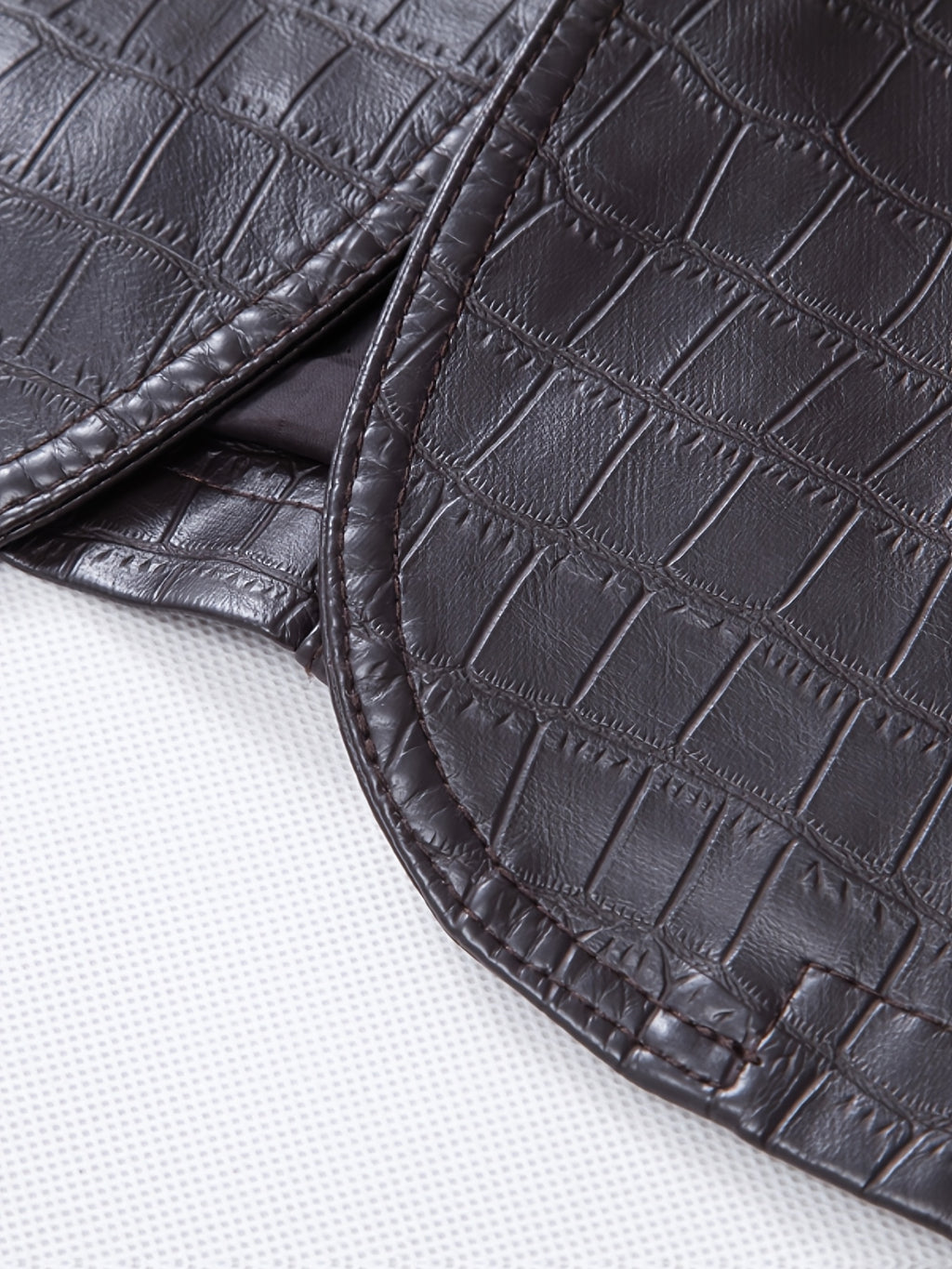 Veste long, grandes tailles, à revers, détail du vêtement