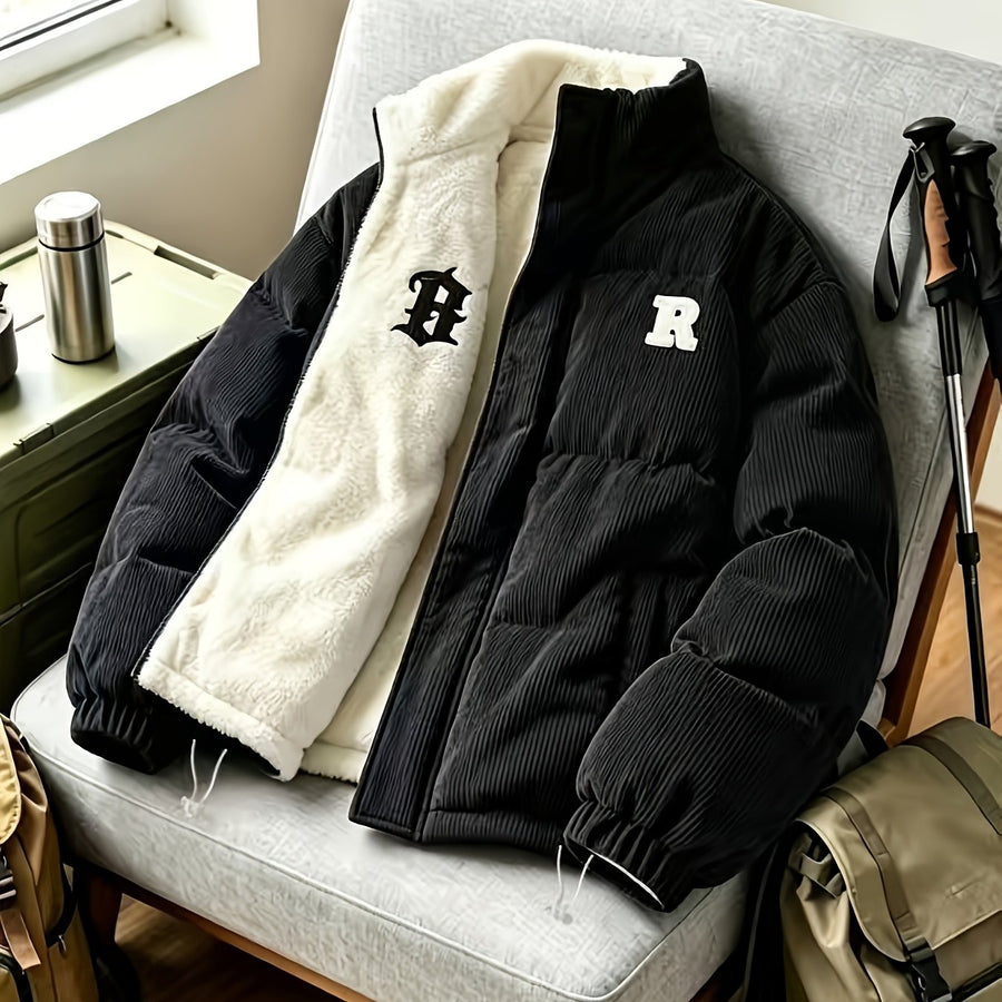 Manteau matelassé, coloris noir, détail