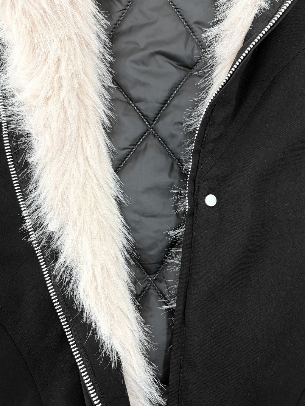 Veste pour homme, à capuche, modele 2