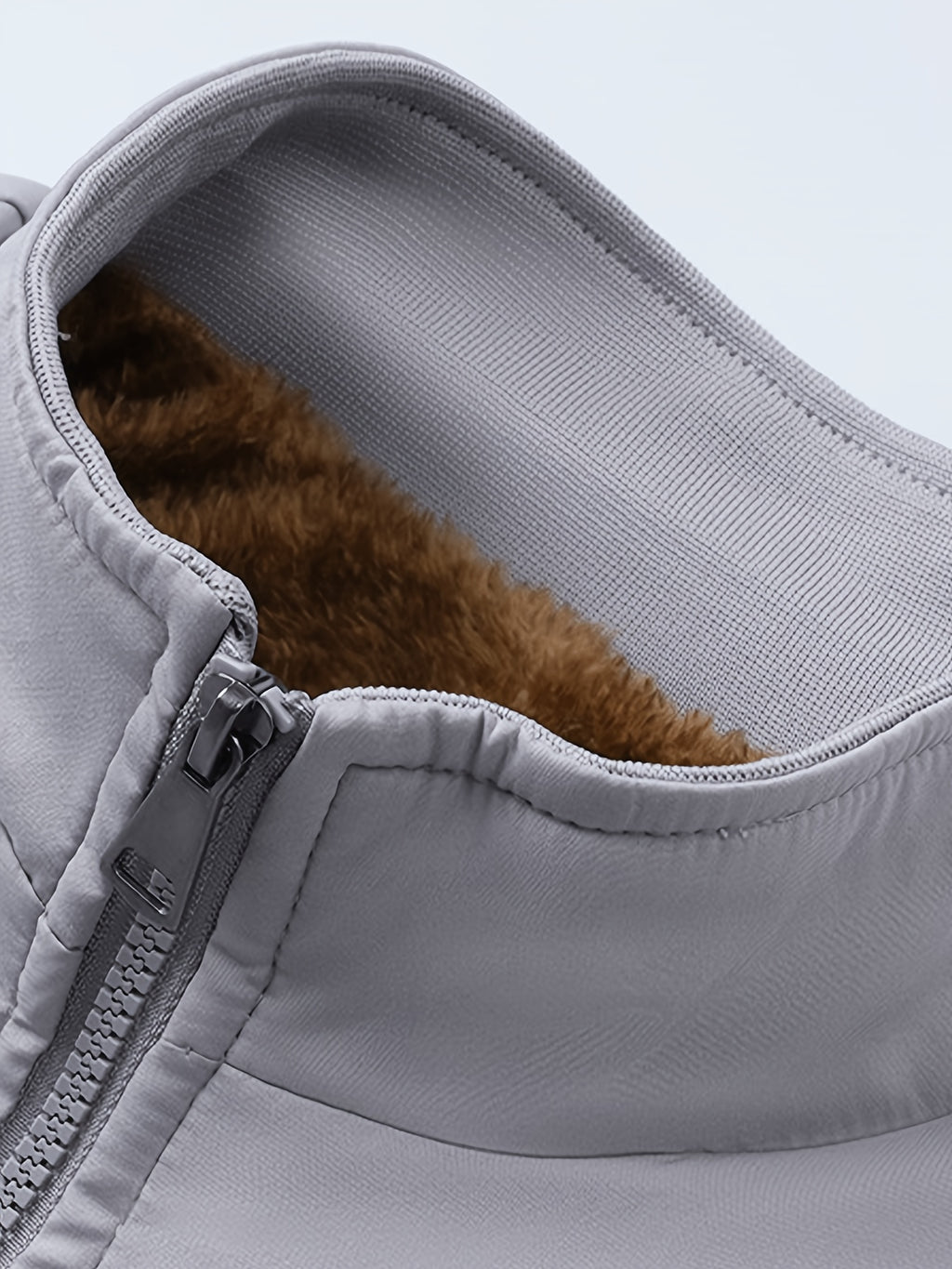Veste, à col montant, brun jaunâtre, détail du vêtement