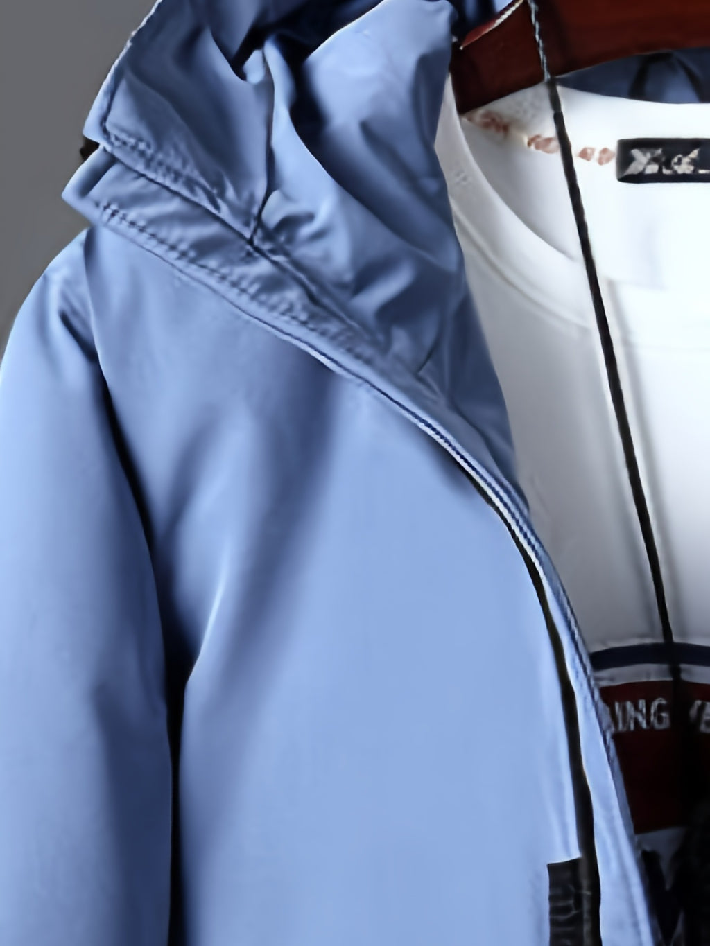 Veste pour homme, à capuche, modele 16