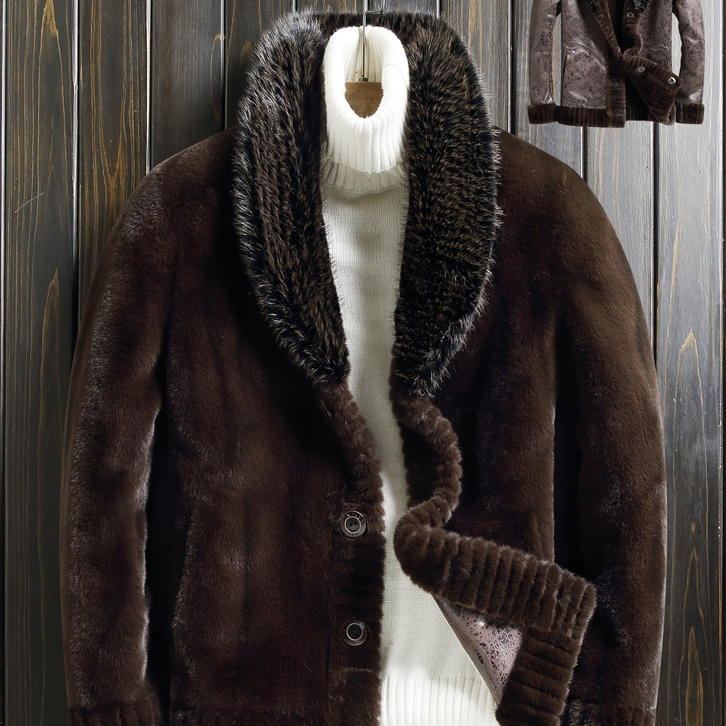 Veste en fausse fourrure longue, réversible, coloris marron foncé, détail