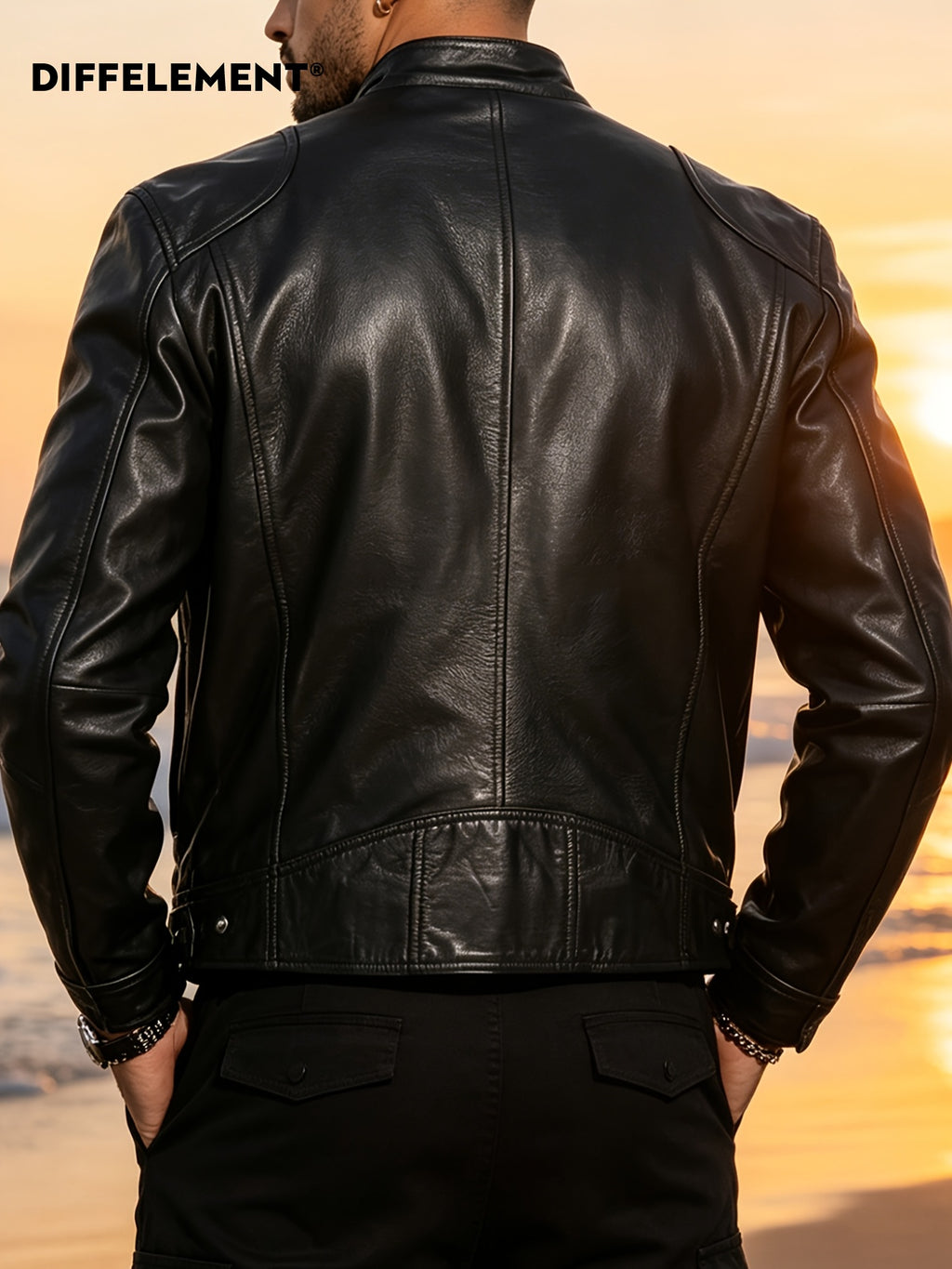 DIFFELEMENT Veste Décontractée Homme à Petit Col Montant Coupe-Vent Légère Toutes Saisons Adaptée Veste de Moto Tissu Doux et Lisse Double Fermeture Éclair Multi-Boutons Conception de Poche Fermeture Éclair Coupe Standard Veste Adaptée pour la Conduite Pl, détail du vêtement